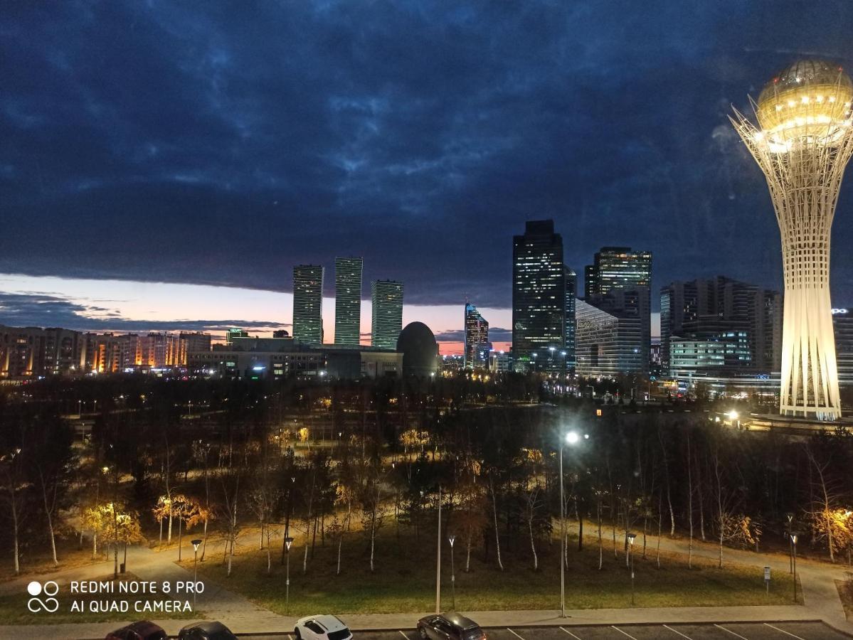 Апартаменты В Центре Левого Берега Astana Dış mekan fotoğraf