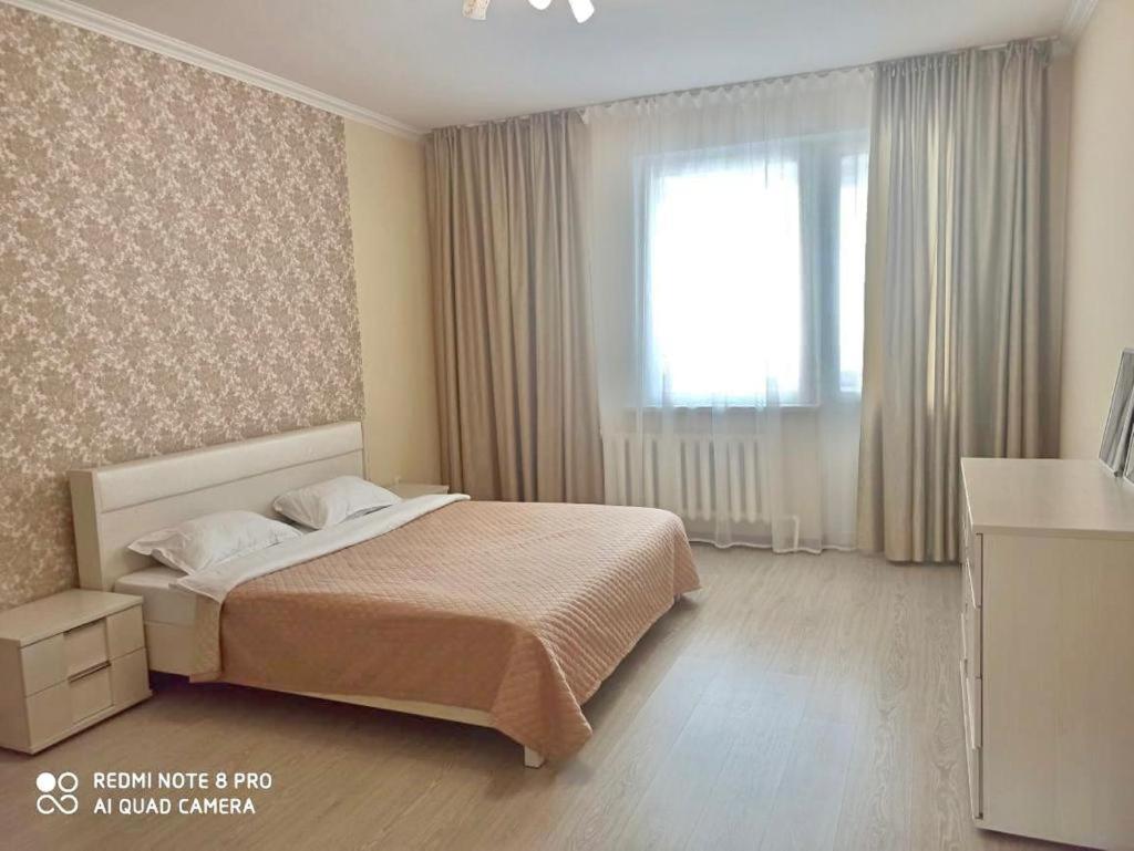 Апартаменты В Центре Левого Берега Astana Dış mekan fotoğraf